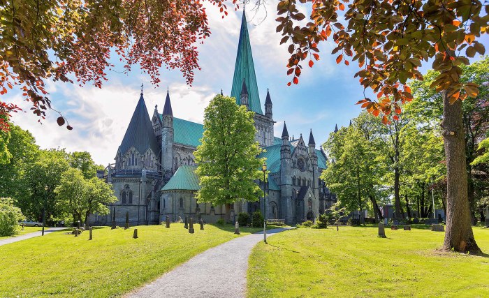 Norwegen Heiliger Olav Nidarosdom Trondheim, © iStock