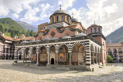 Das Rila Kloster in Bulgarien, © iStockphoto.com©MilaDrumeva 