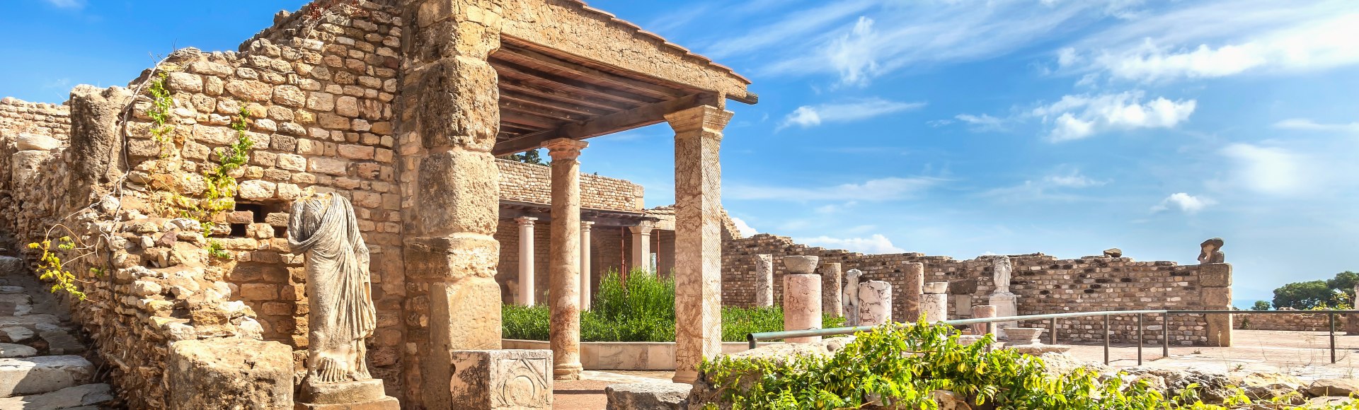 Ruine einer römischen Villa in Karthago, Tunesien, © iStock - tingra