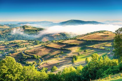 spanien-camino-jakobsweg-copyright-adobestock-tichr