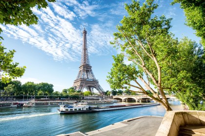 Blick über die Seine auf den Eiffelturm, © Valentyna Zhukova - Fotolia.com