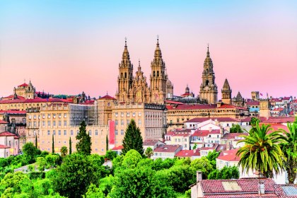 Blick auf die Kathedrale in Santiago de Compostela, Spanien, © Lux Blue - Fotolia.com