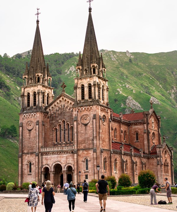 spanien-covadonga-hayffield-unsplash