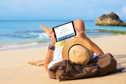 Das Bayerische Pilgerbüro digital erleben!, © iStockphoto©grinvalds